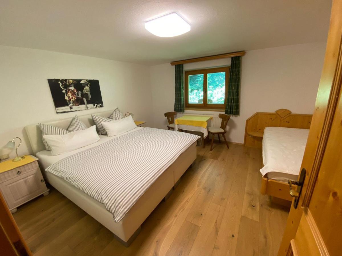 Appartement Haus Waldrand à Oberndorf en Tyrol Extérieur photo