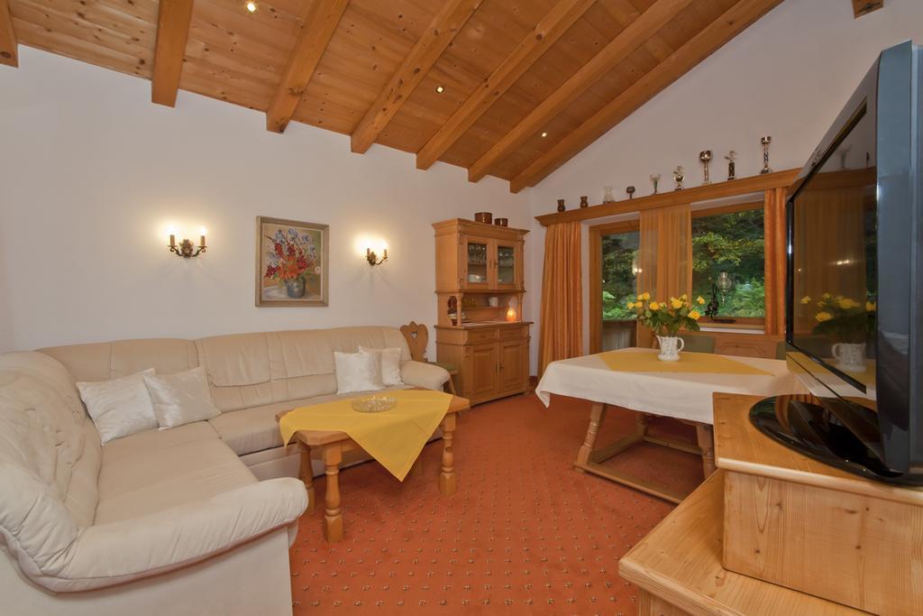 Appartement Haus Waldrand à Oberndorf en Tyrol Extérieur photo